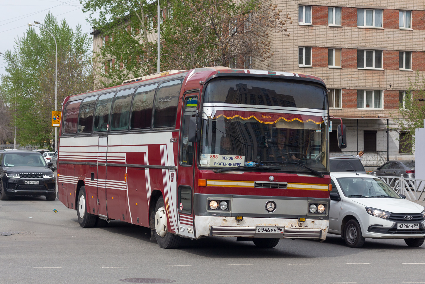 Свердловская область, Mercedes-Benz O303-15RHD № С 946 УН 96