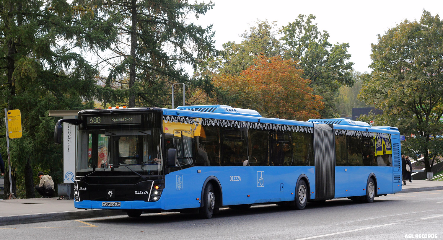 Moskau, LiAZ-6213.65 Nr. 013224