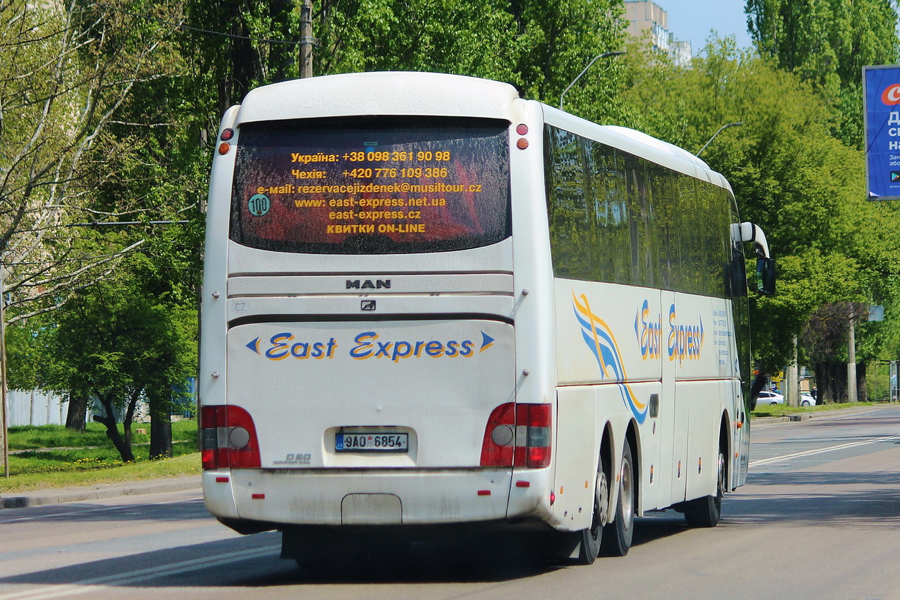 Чехия, MAN R08 Lion's Coach L RHC444 L № 9A0 6854