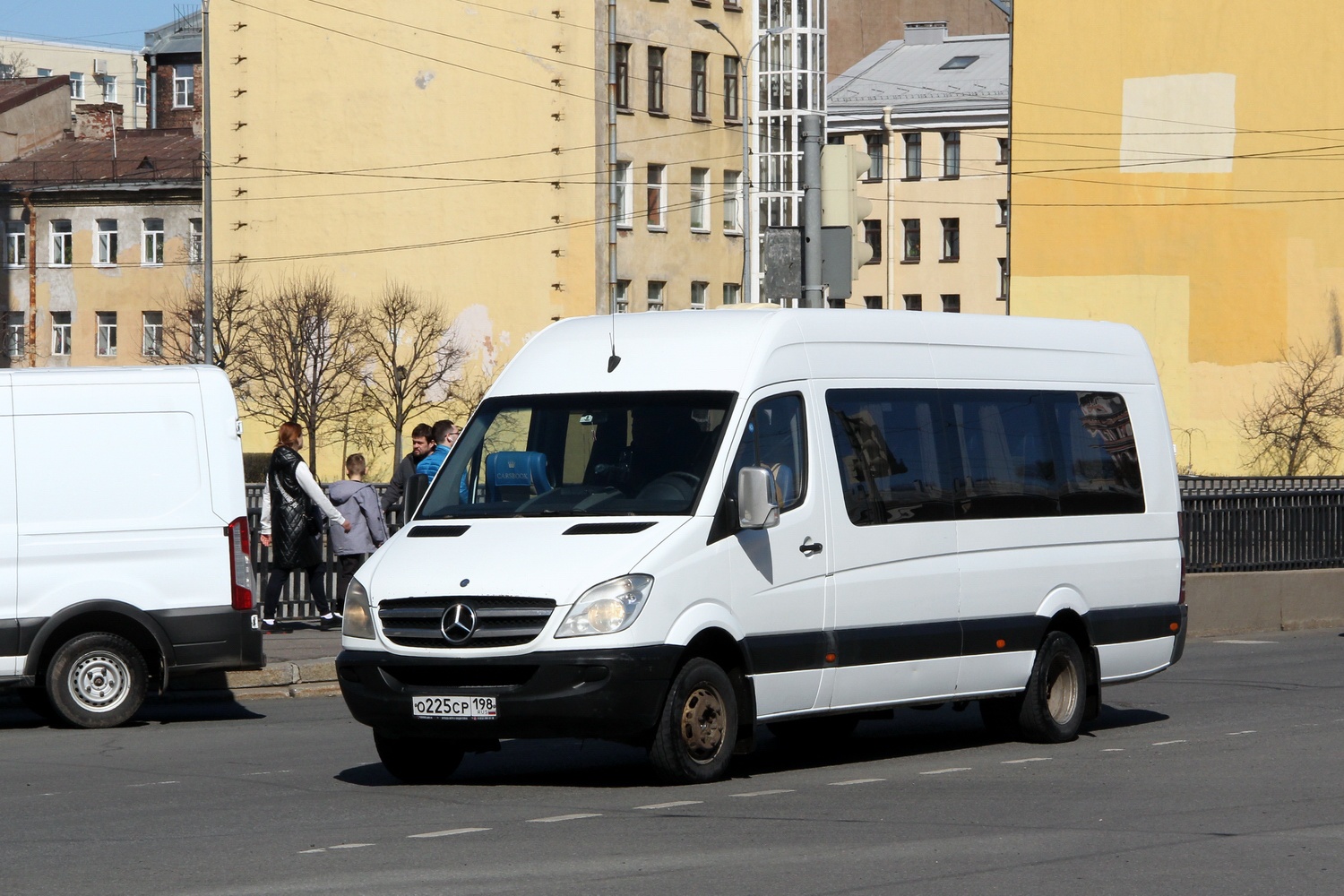Санкт-Петербург, Mercedes-Benz Sprinter W906 515CDI № О 225 СР 198