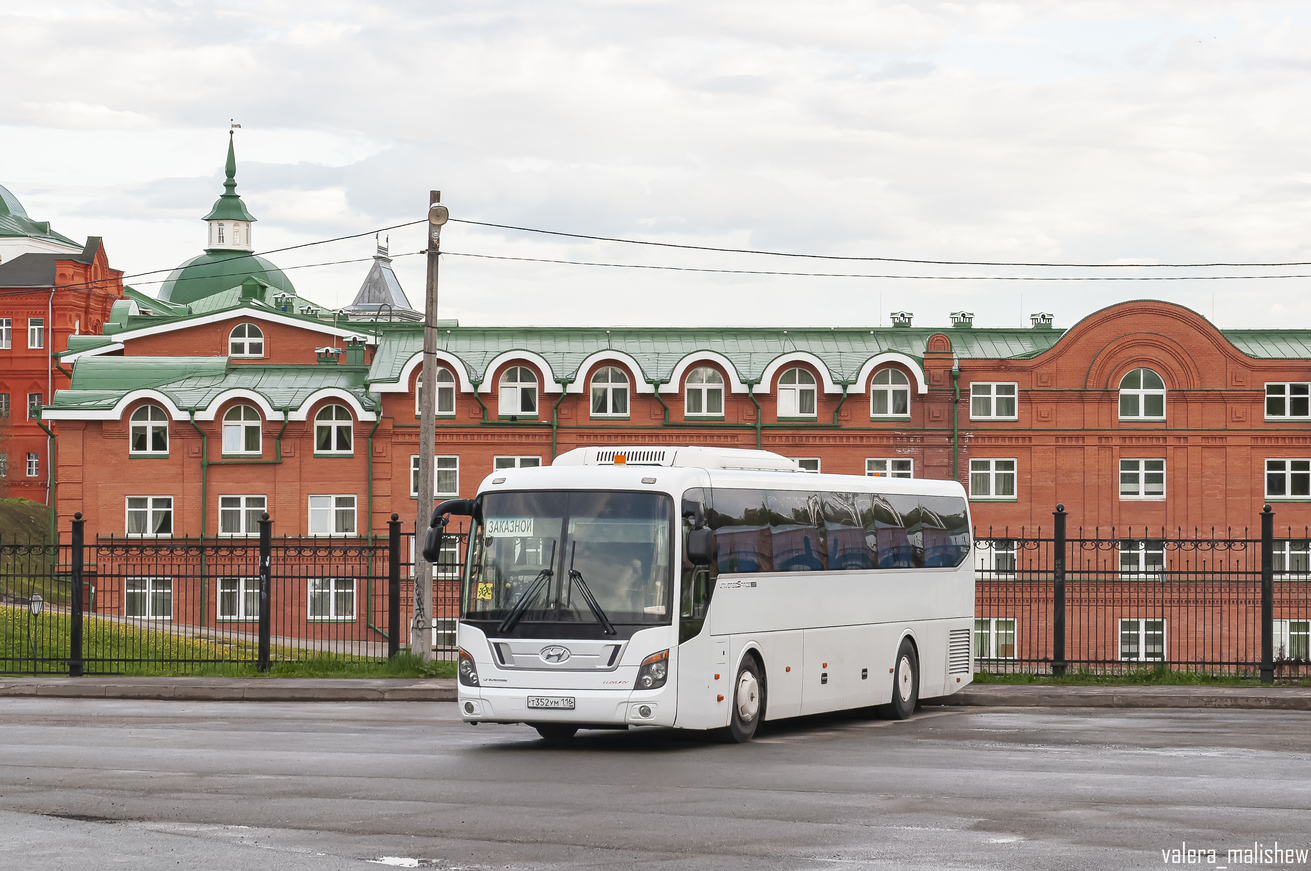 Ивановская область, Hyundai Universe Space Luxury № Т 352 УМ 116