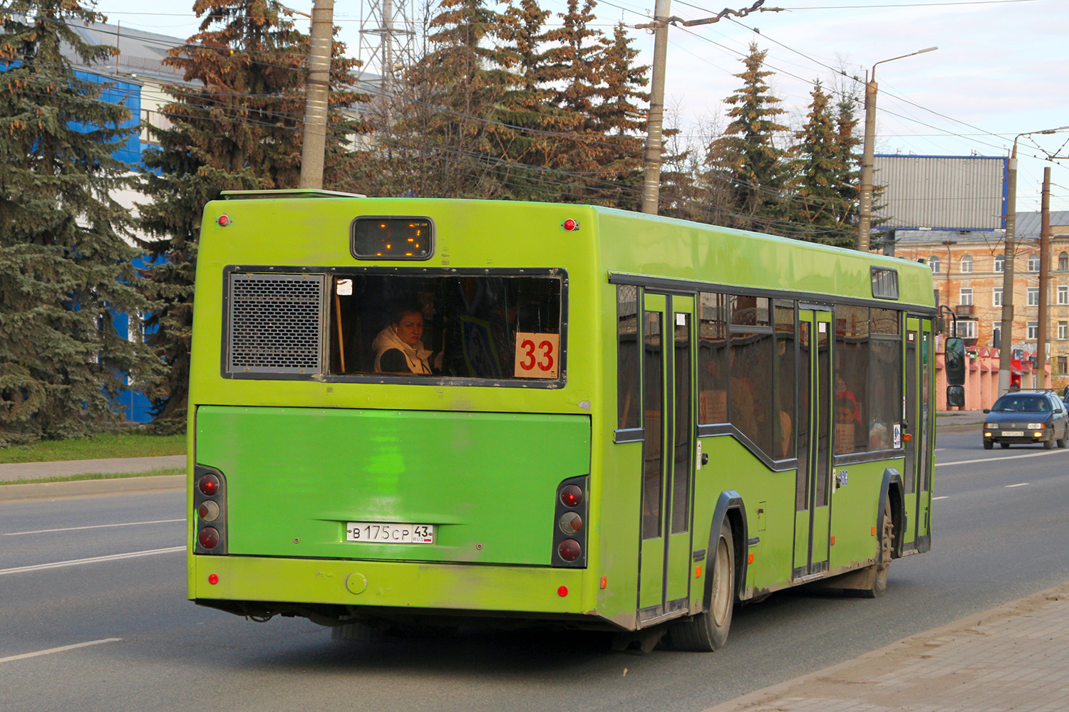 Кировская область, МАЗ-103.465 № В 175 СР 43