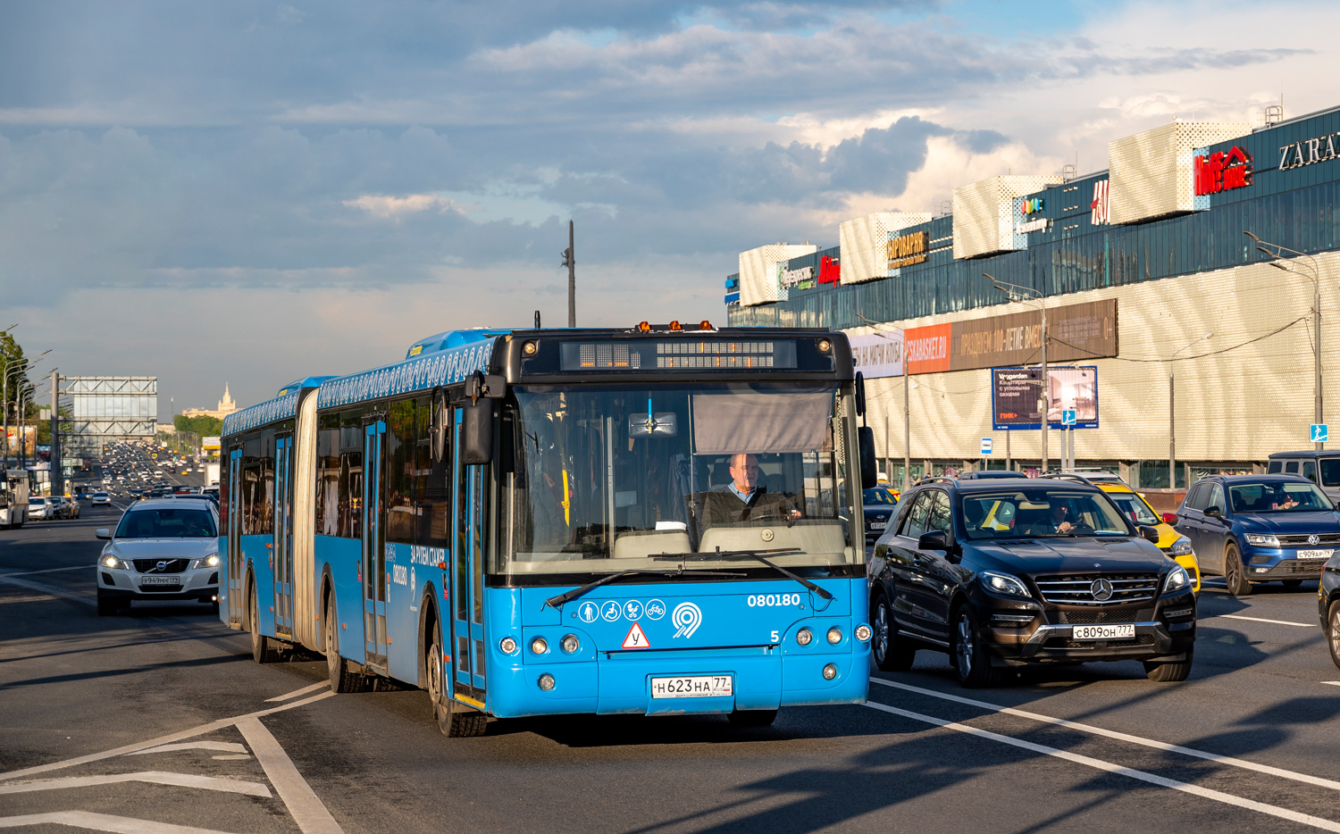 Москва, ЛиАЗ-6213.22-01 № 080180