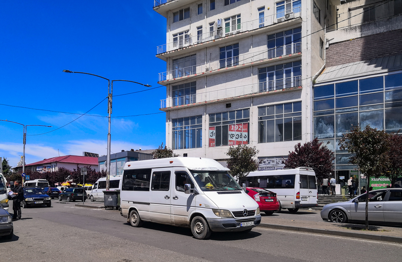 Грузия, Mercedes-Benz Sprinter W901/W902 208CDI № XX-301-LX