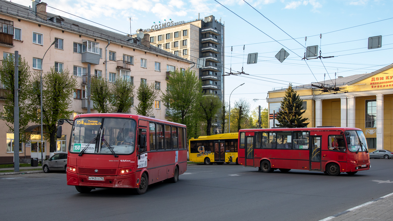 Ярославская область, ПАЗ-320412-05 "Вектор" № К 943 СО 76; Ярославская область, ПАЗ-320412-05 "Вектор" № Е 282 СО 76