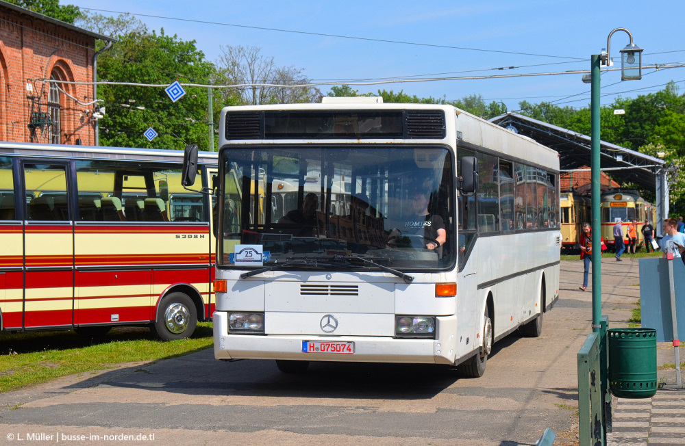 Нижняя Саксония, Mercedes-Benz O407 № H 075074; Нижняя Саксония — Bustreffen Wehmingen Hannoversches Straßenbahnmuseum 14.05.2023