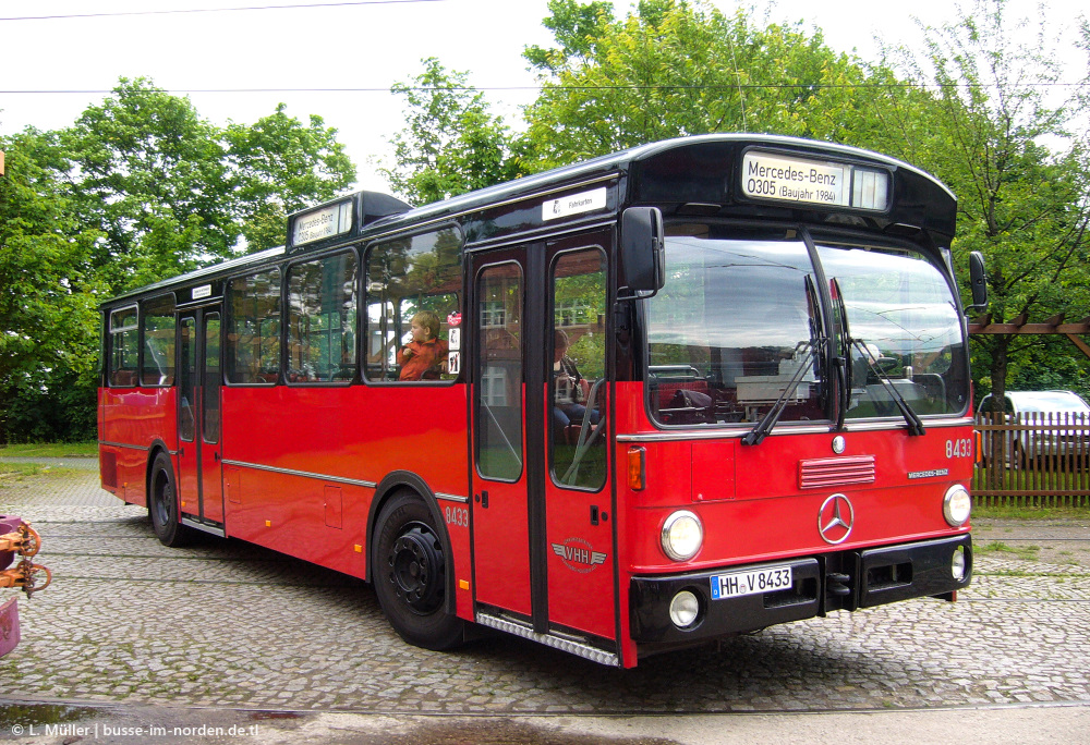 Hamburg, Mercedes-Benz O305 sz.: 8433; Alsó-Szászország — Bustreffen Wehmingen Hannoversches Straßenbahnmuseum 17.06.2012