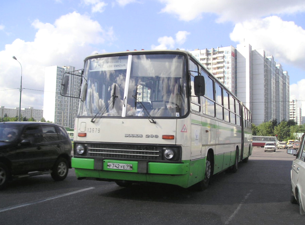 Москва, Ikarus 280.33M № 13679