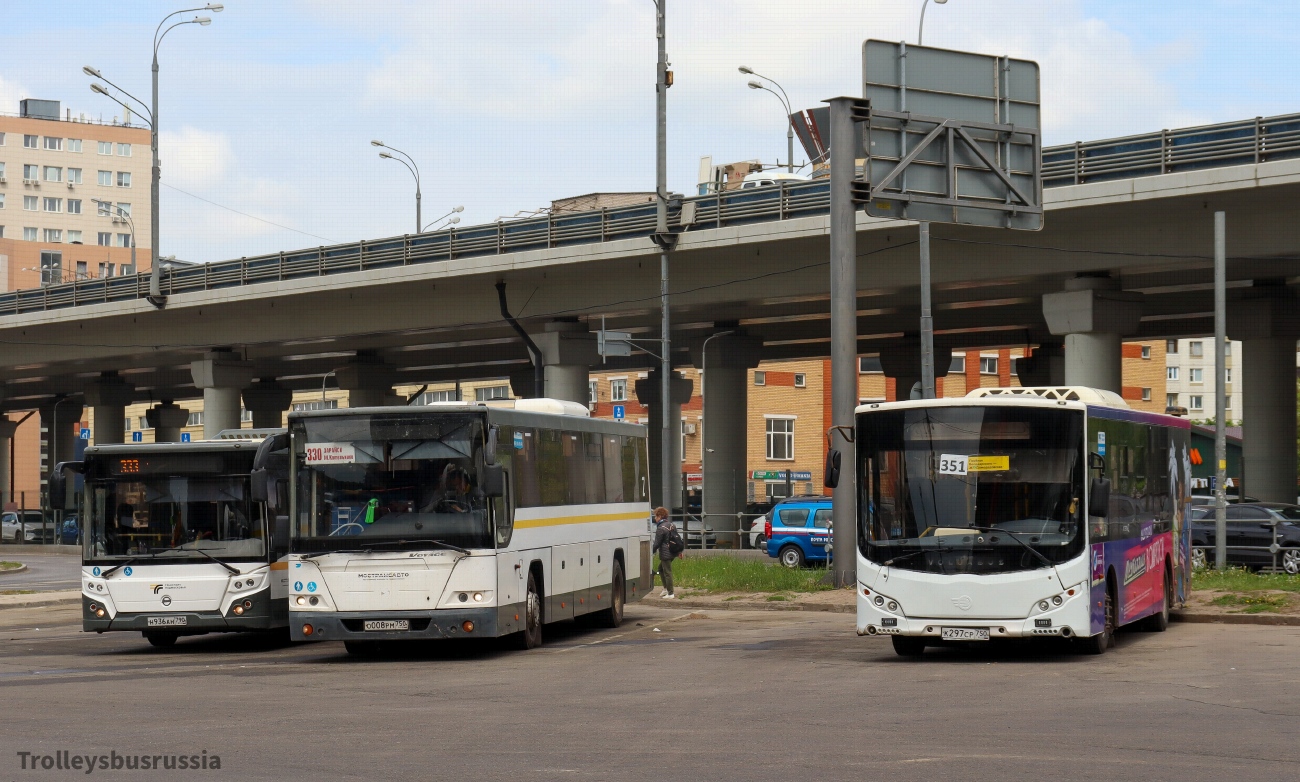 Московская область, ЛиАЗ-5250 № 027606; Московская область, Volgabus-5270.0H № К 297 СР 750