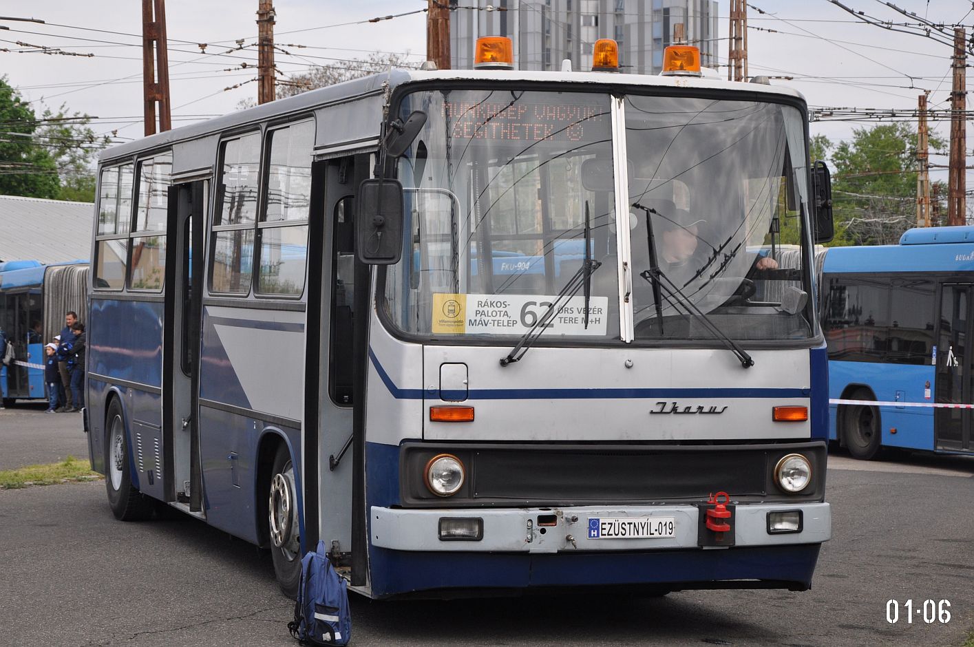 Угорщина, Ikarus 260 (280) № EZÜSTNYÍL; Угорщина — Дни открытых дверей