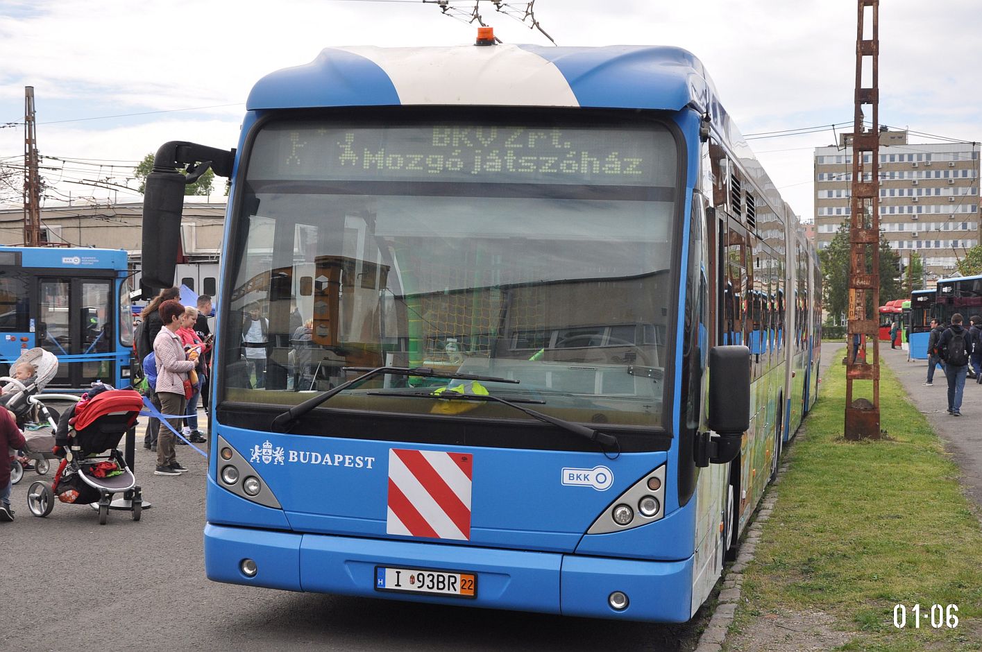 Magyarország, Van Hool New AGG300 sz.: I 93BR 22; Magyarország — Open days