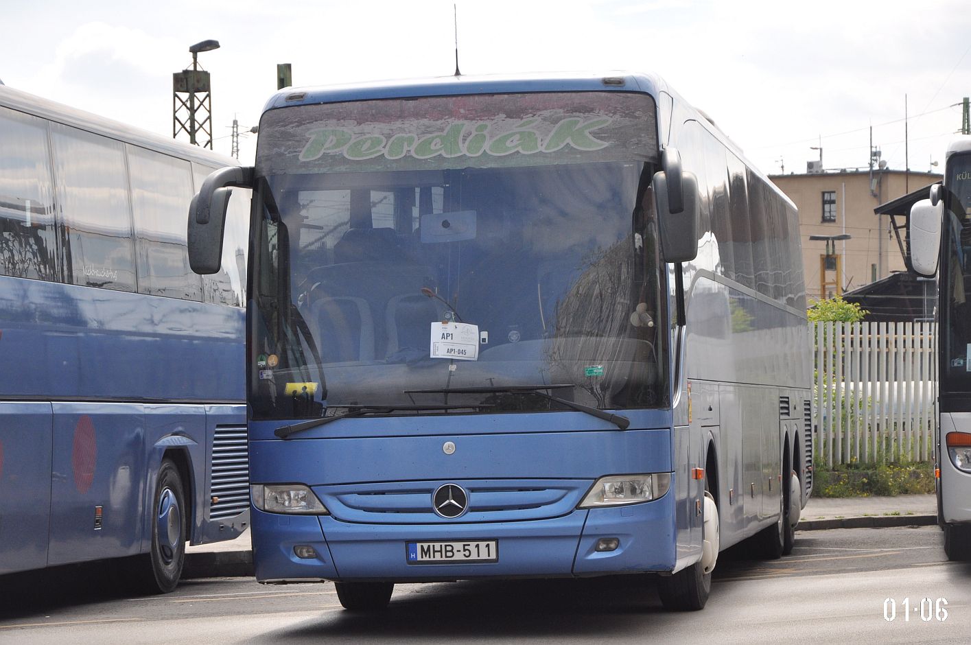 Венгрия, Mercedes-Benz Tourismo II L 17RHD № MHB-511
