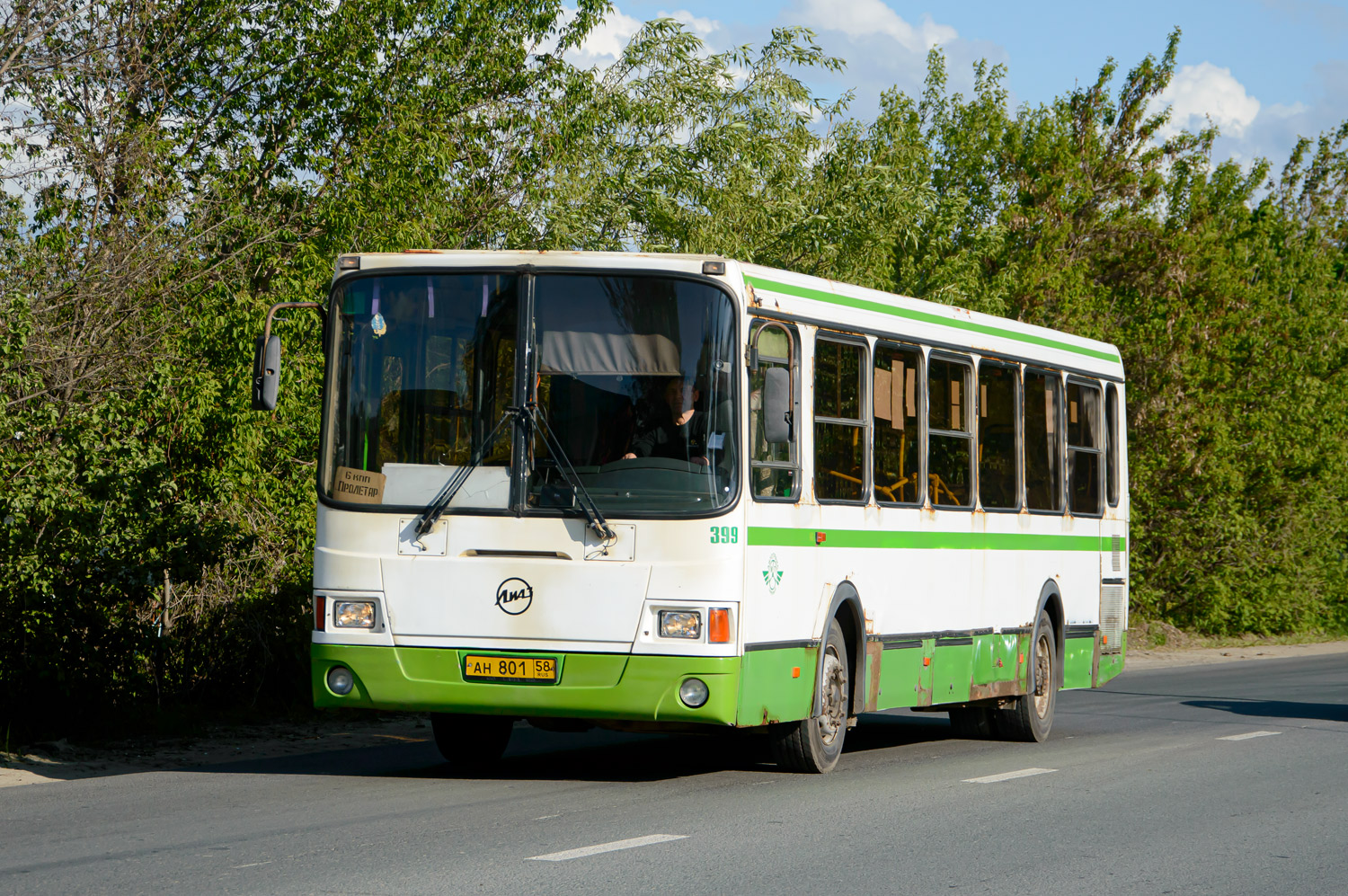 Penza region, LiAZ-5256.46 # 399