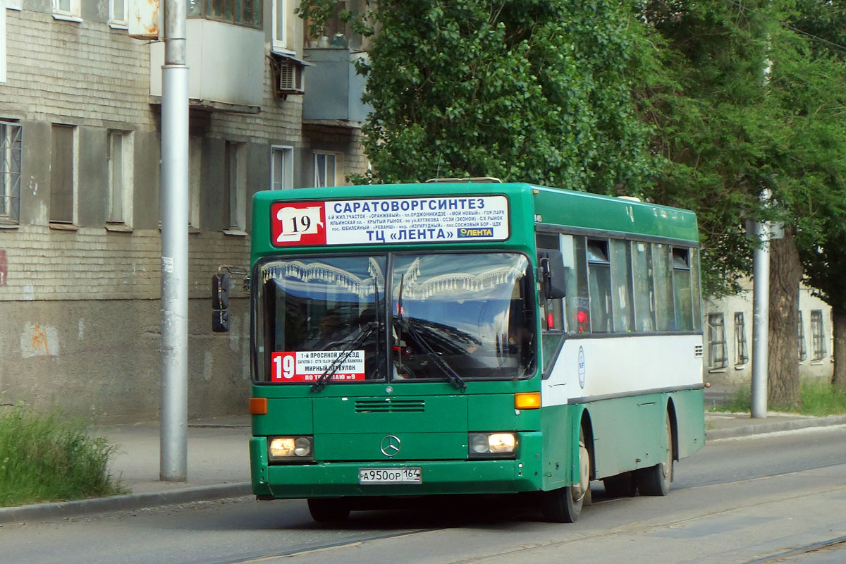 Саратовская область, Mercedes-Benz O405 № А 950 ОР 164