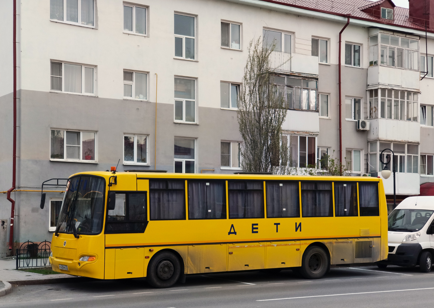 Тюменская область, КАвЗ-4238-65 № С 430 РВ 72