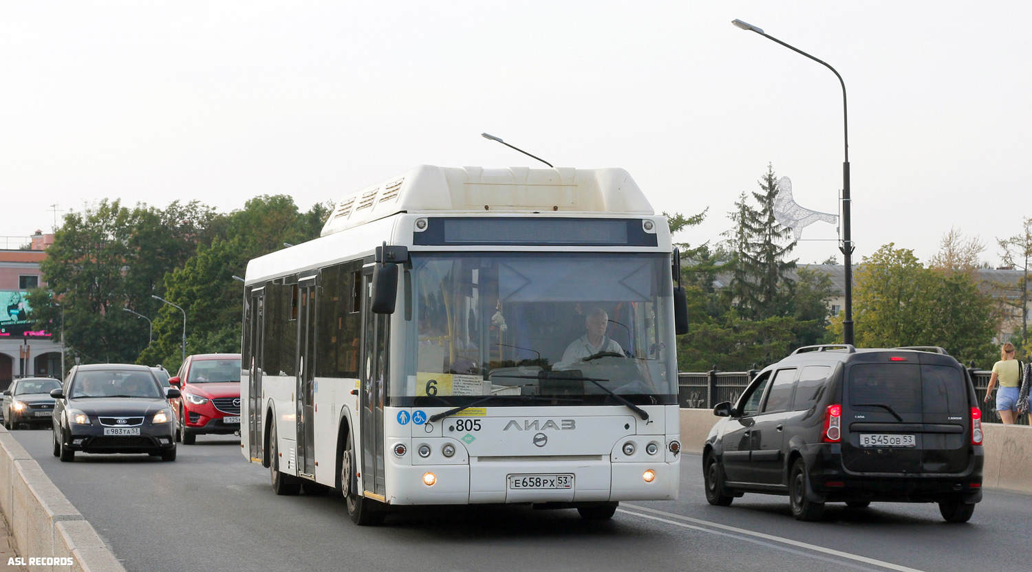 Новгородская область, ЛиАЗ-5292.67 (CNG) № 805