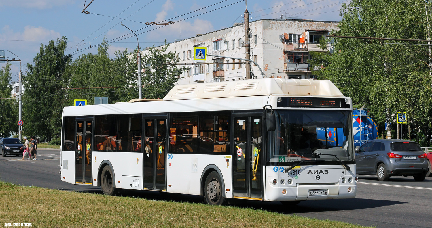 Новгородская область, ЛиАЗ-5292.67 (CNG) № 810