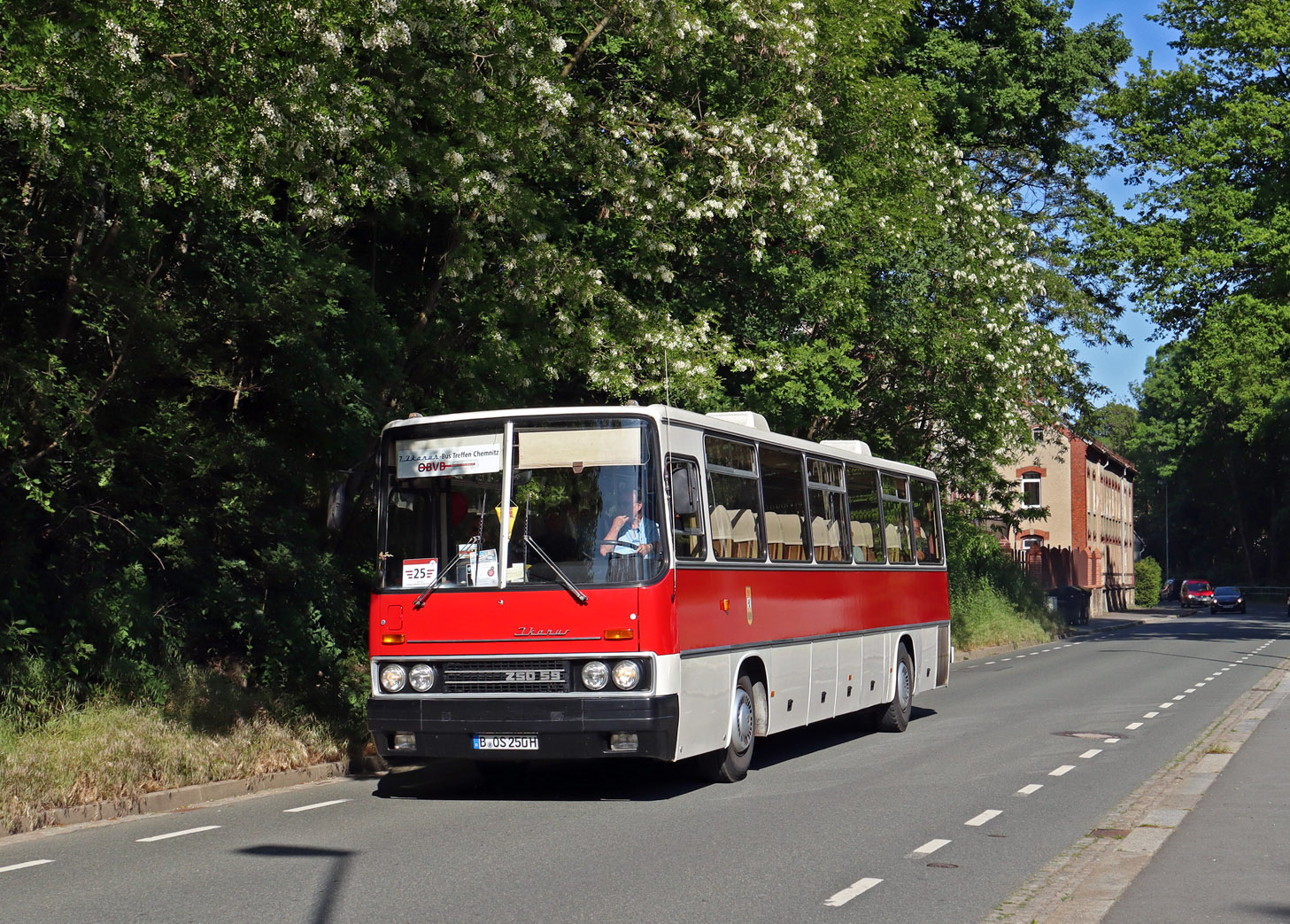 Berlin, Ikarus 250.59E # B-OS 250H; Saxony — 7. Ikarus-Bus-Treffen in Deutschland — Chemnitz 03.06.2023