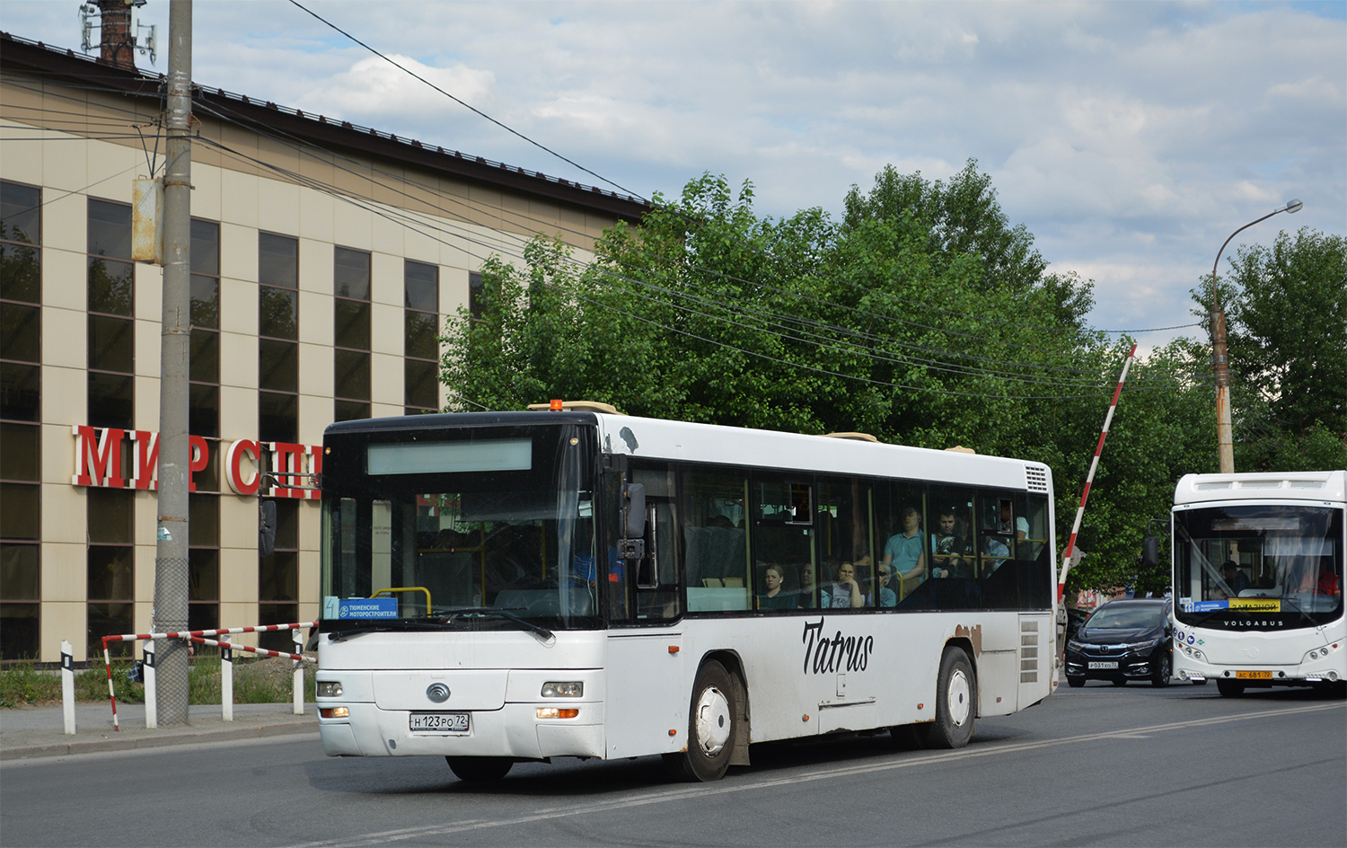 Тюменская область, Yutong ZK6118HGA № Н 123 РО 72