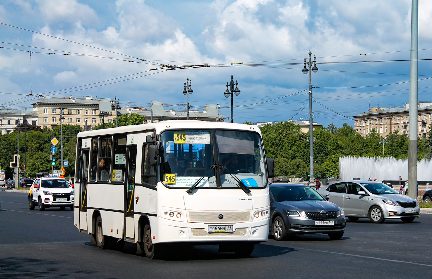 Saint Petersburg, PAZ-320402-05 "Vector" № Е 464 МН 198