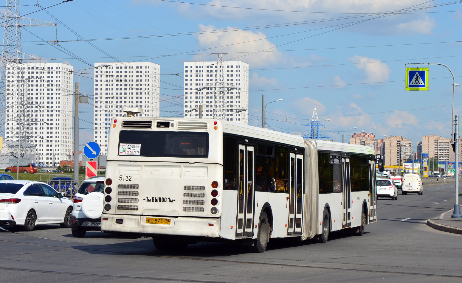 Sankt Petersburg, LiAZ-6213.20 Nr. 5132