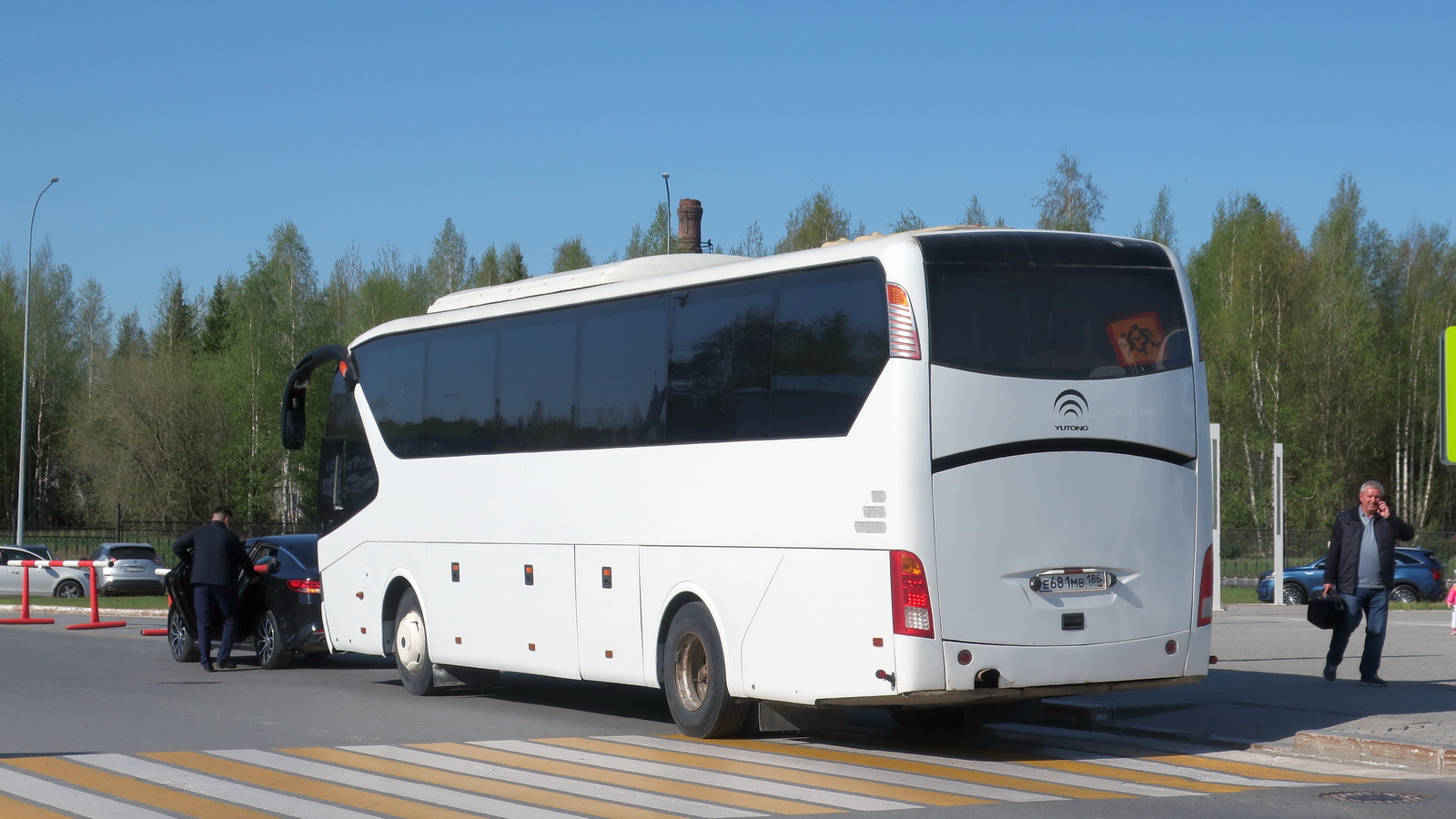 Ханты-Мансийский АО, Yutong ZK6129H № Е 681 МВ 186