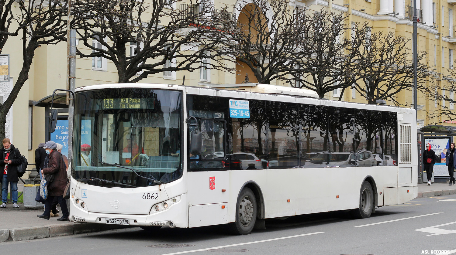 Sankt Petersburg, Volgabus-5270.05 Nr 6862