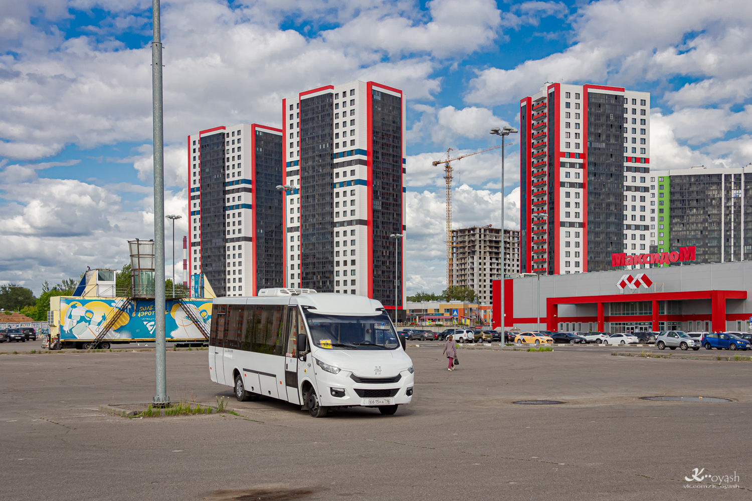 Татарстан, Неман-420234-511 № Е 615 НА 716