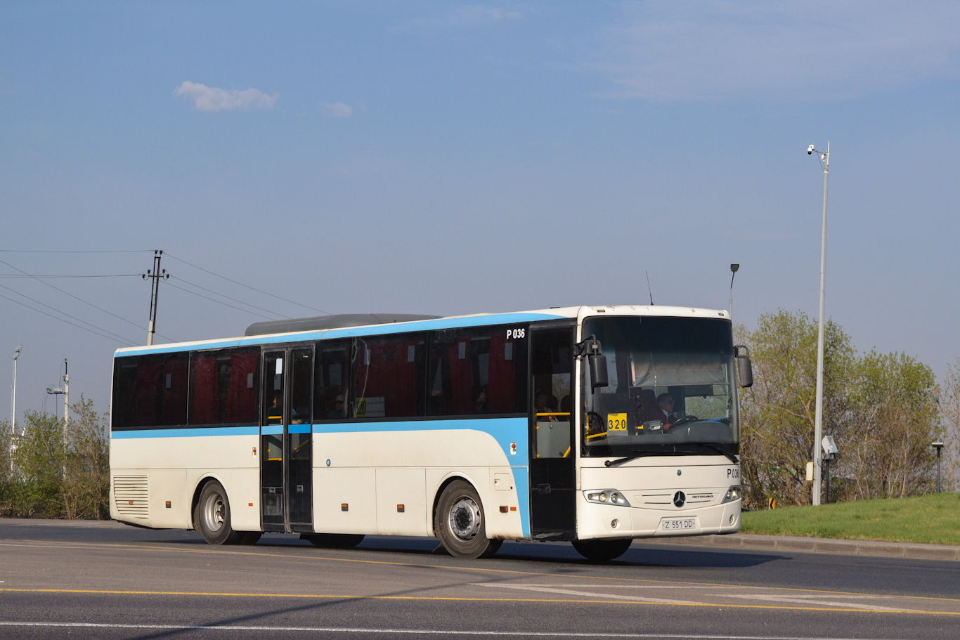 Астана, Mercedes-Benz Intouro II № P036