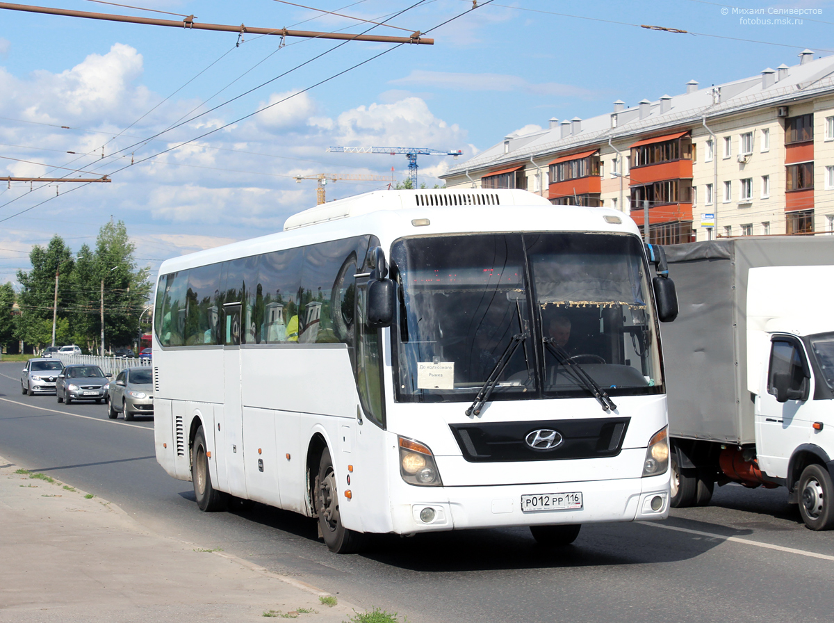 Татарстан, Hyundai Universe Space Luxury № Р 012 РР 116