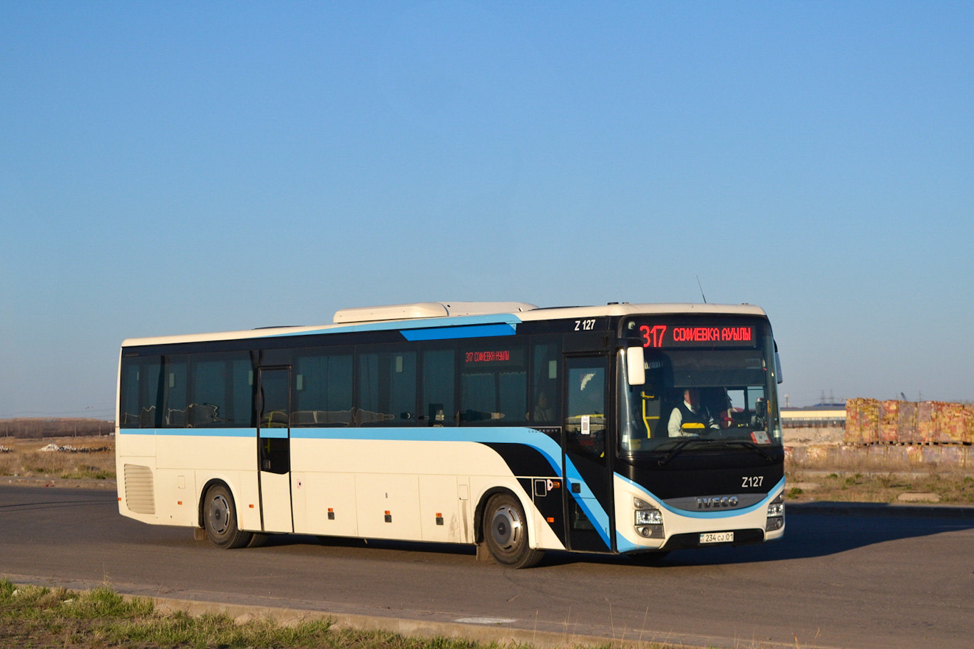 Астана, IVECO Crossway LINE 13M (СарыаркаАвтоПром) № Z127