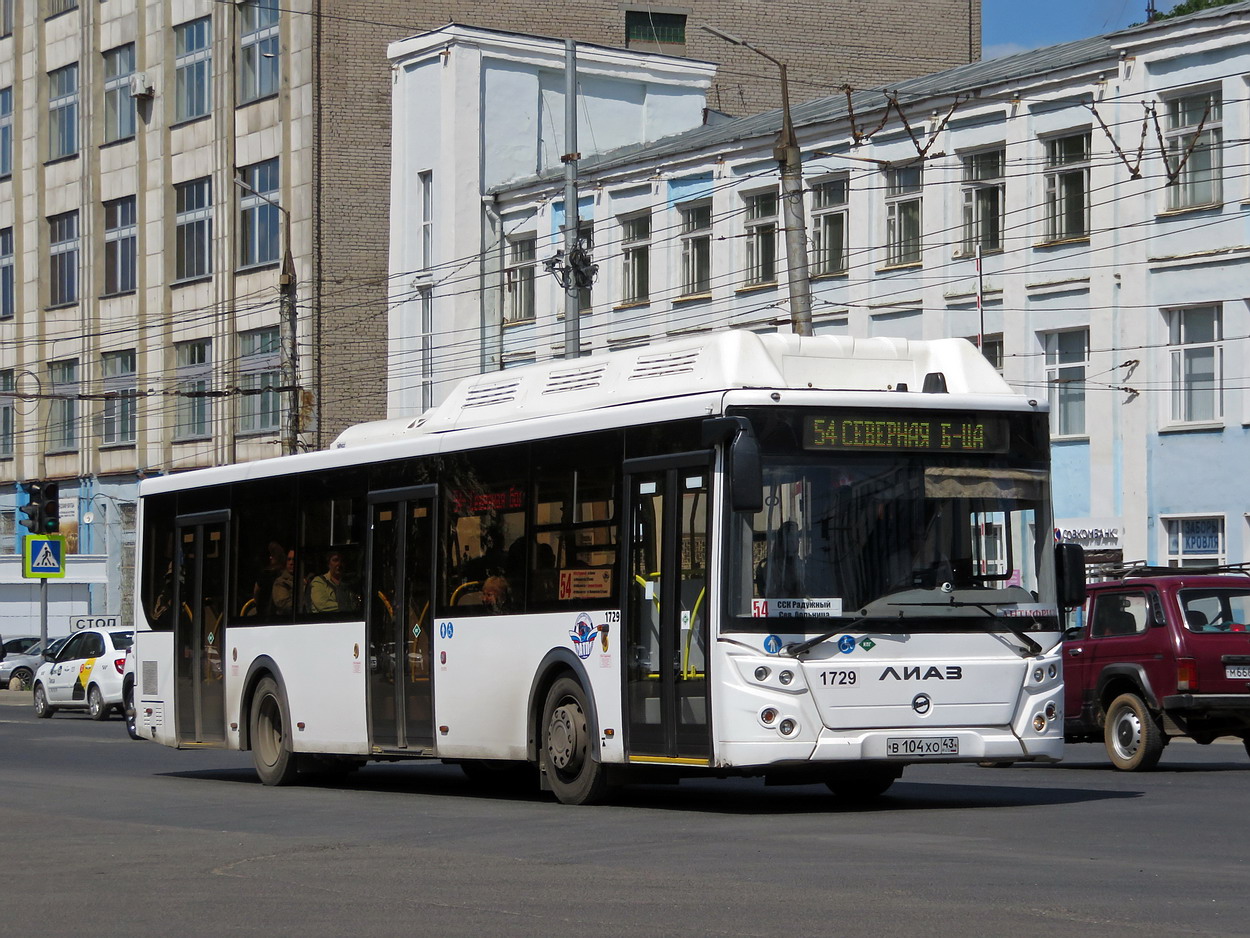 Кировская область, ЛиАЗ-5292.67 (CNG) № В 104 ХО 43