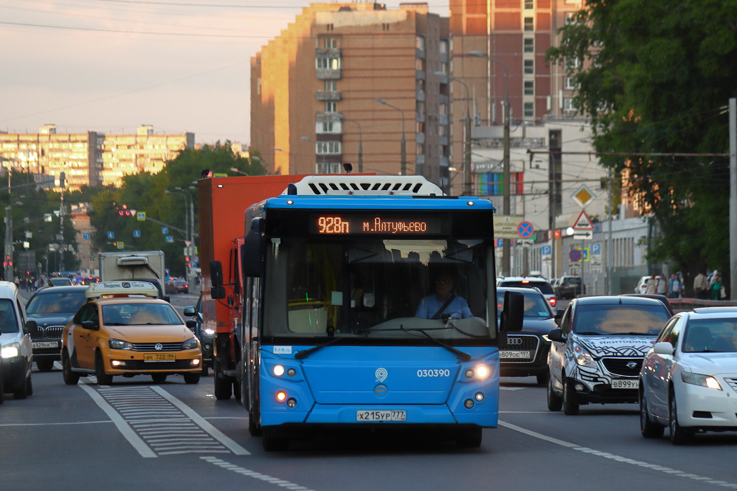 Москва, ЛиАЗ-5292.65 № 030390