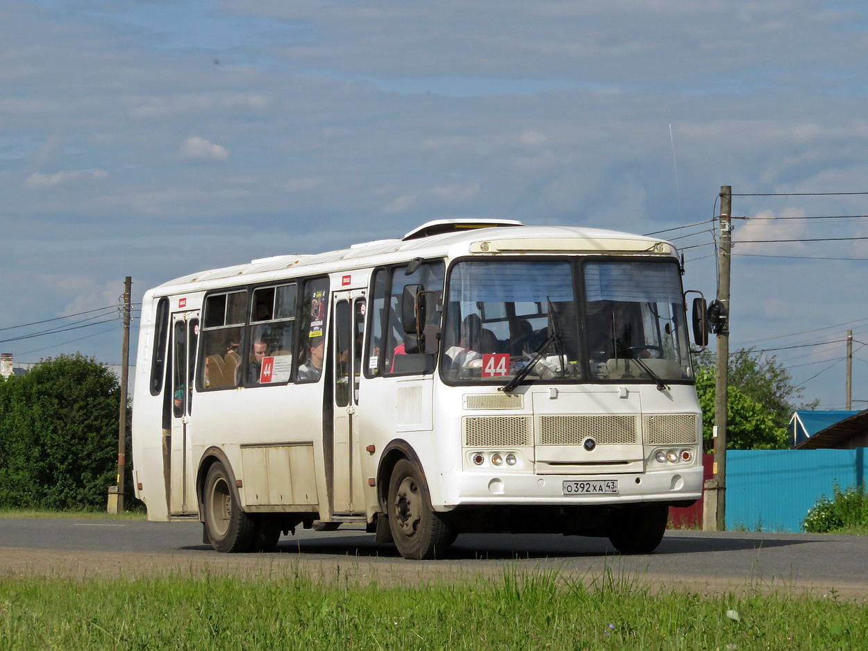 Kirov region, PAZ-4234-04 № О 392 ХА 43