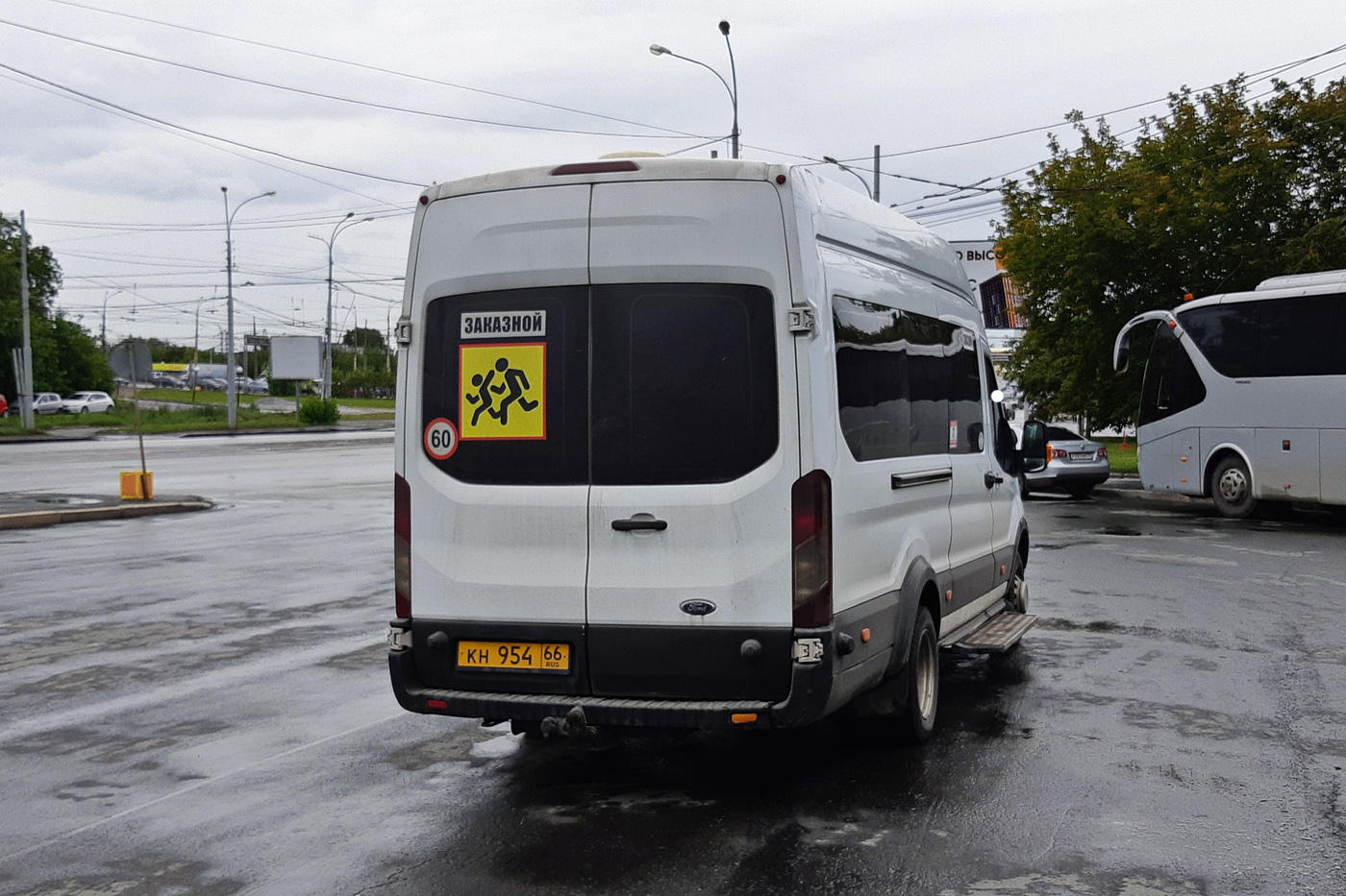 Sverdlovsk region, Ford Transit FBD [RUS] (Z6F.ESG.) Nr. КН 954 66