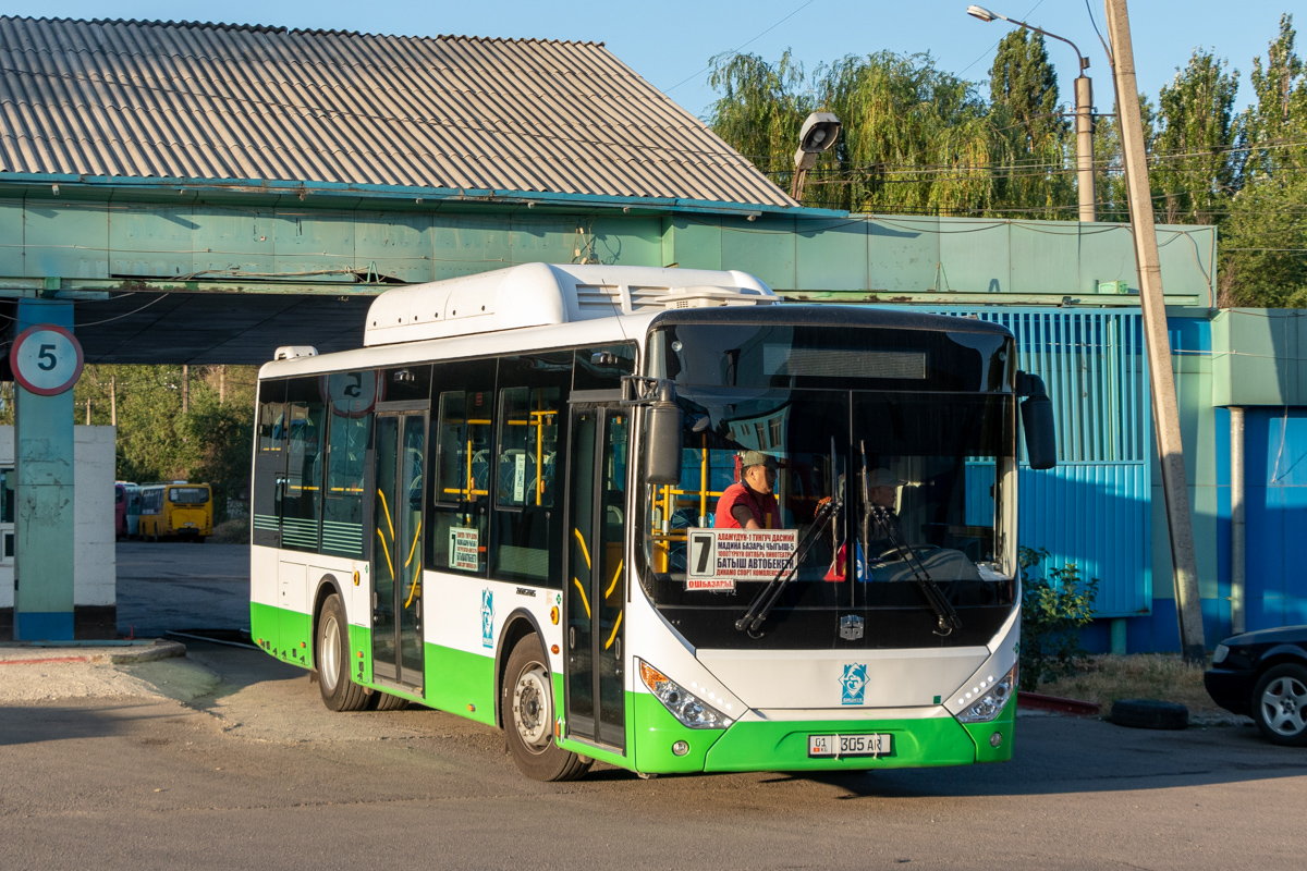 Кыргызстан, Yaxing JS6851H1 № 5949 BB; Кыргызстан, Zhong Tong LCK6105HGC Fashion № 01 305 AR