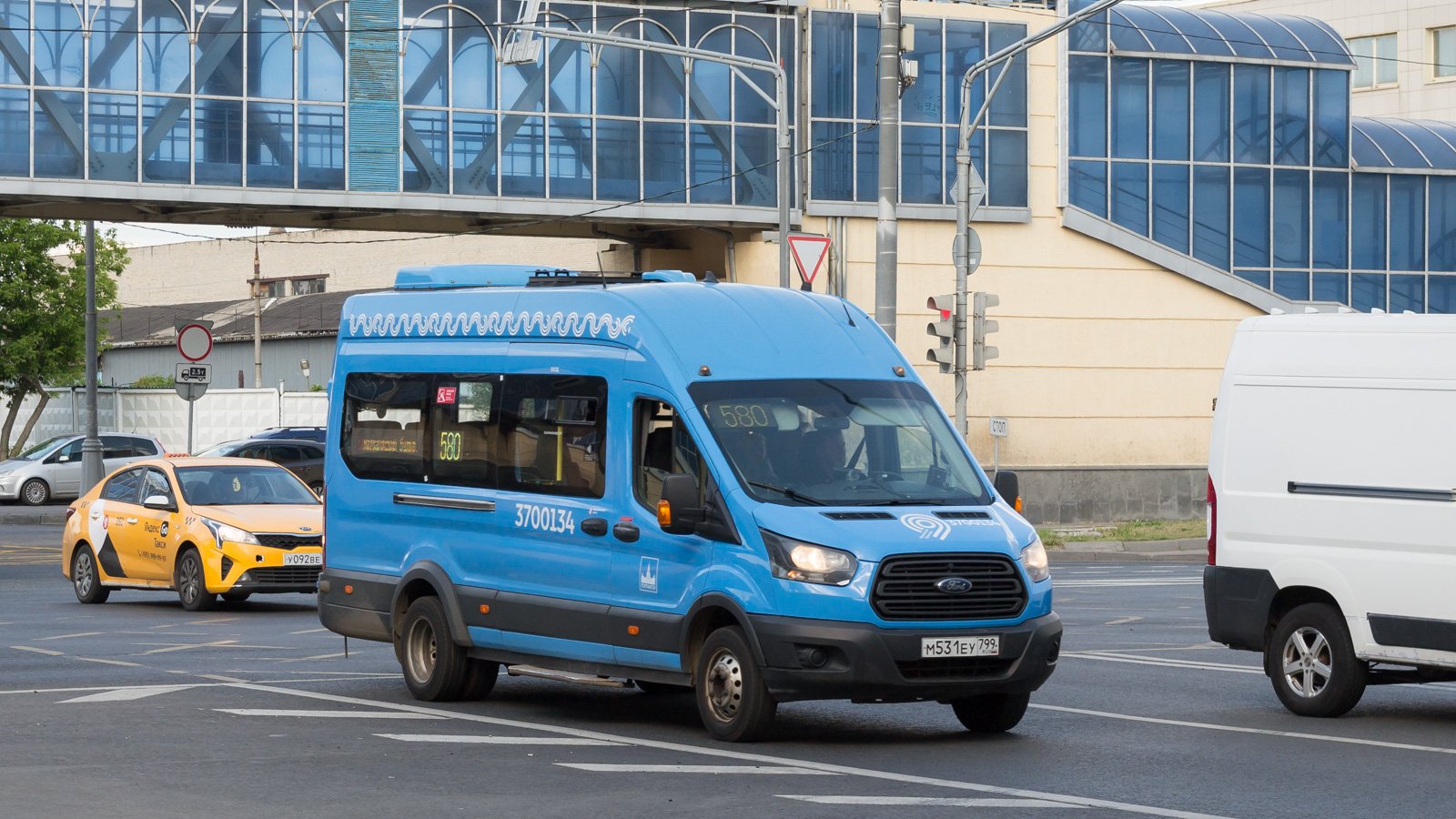 Москва, Ford Transit FBD [RUS] (Z6F.ESG.) № 3700134