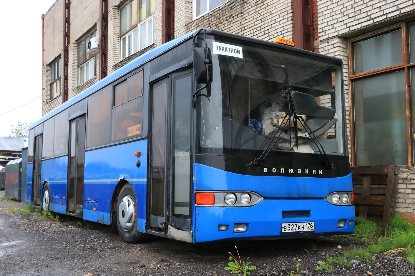 Санкт-Петербург, Волжанин-5270-10-06 № В 327 КН 178