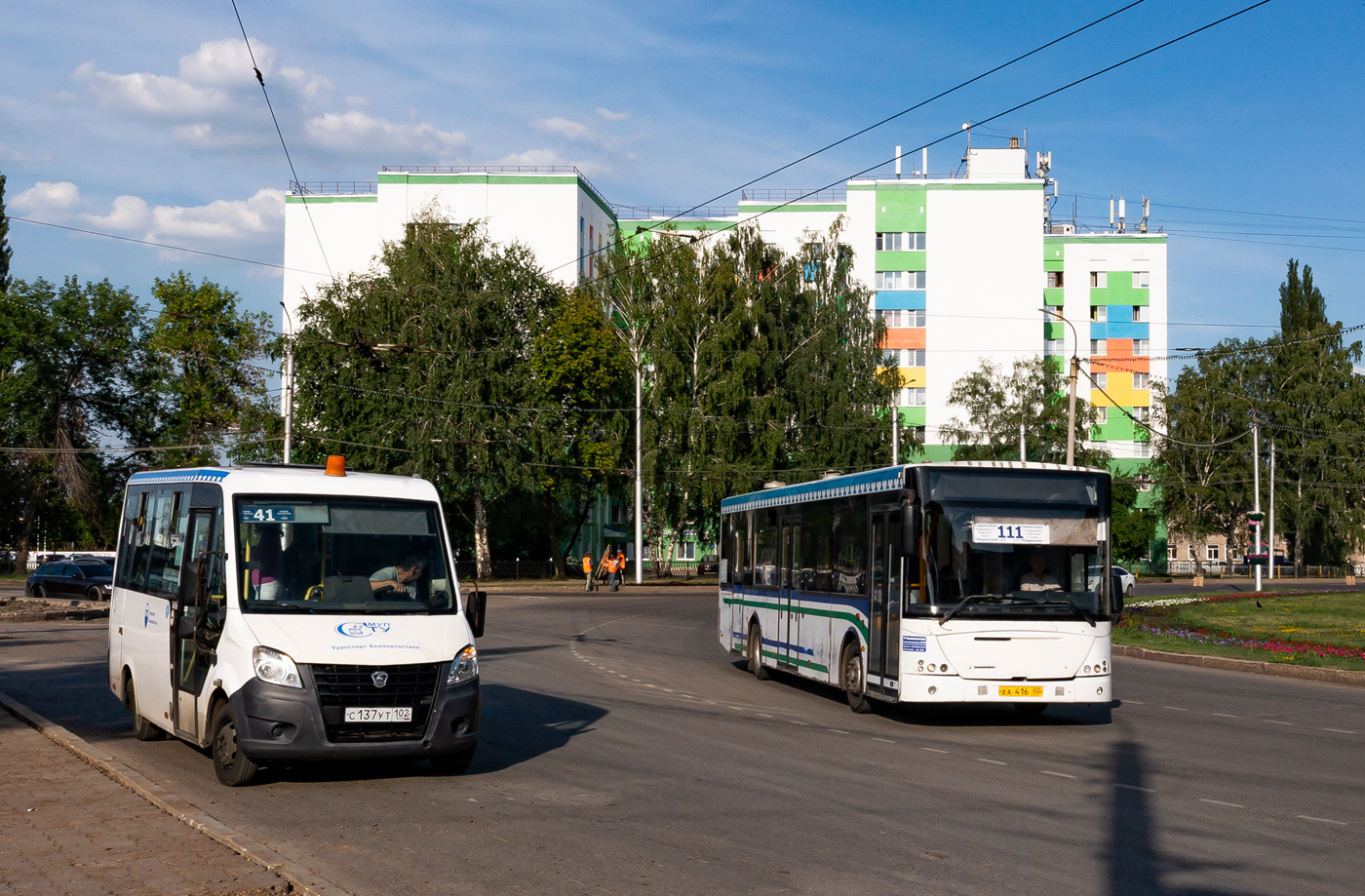 Башкортостан, ГАЗ-A64R42 Next № С 137 УТ 102; Башкортостан, VDL-НефАЗ-52997 Transit № 7261