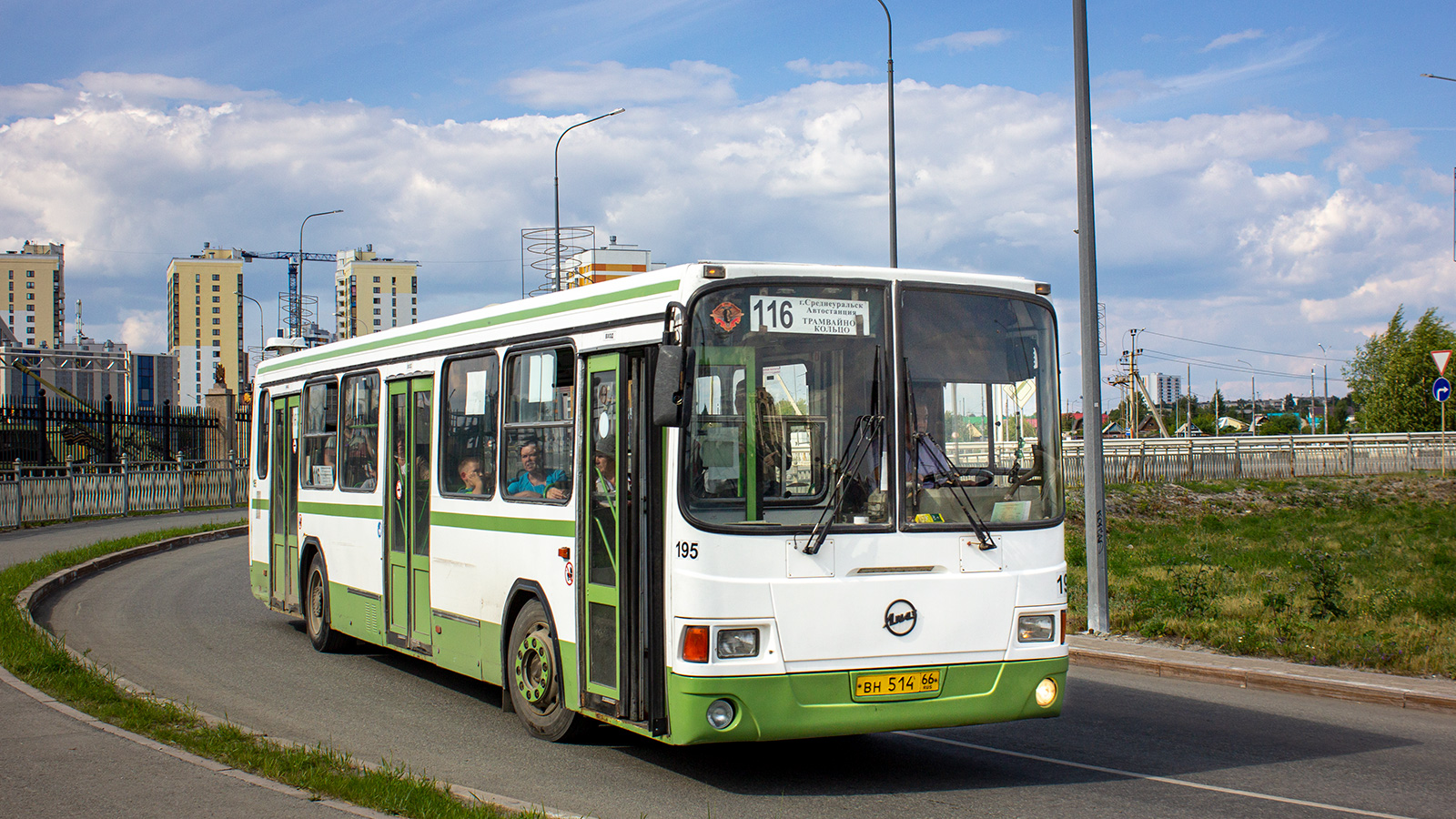 Свердловская область, ЛиАЗ-5256.45 № 195