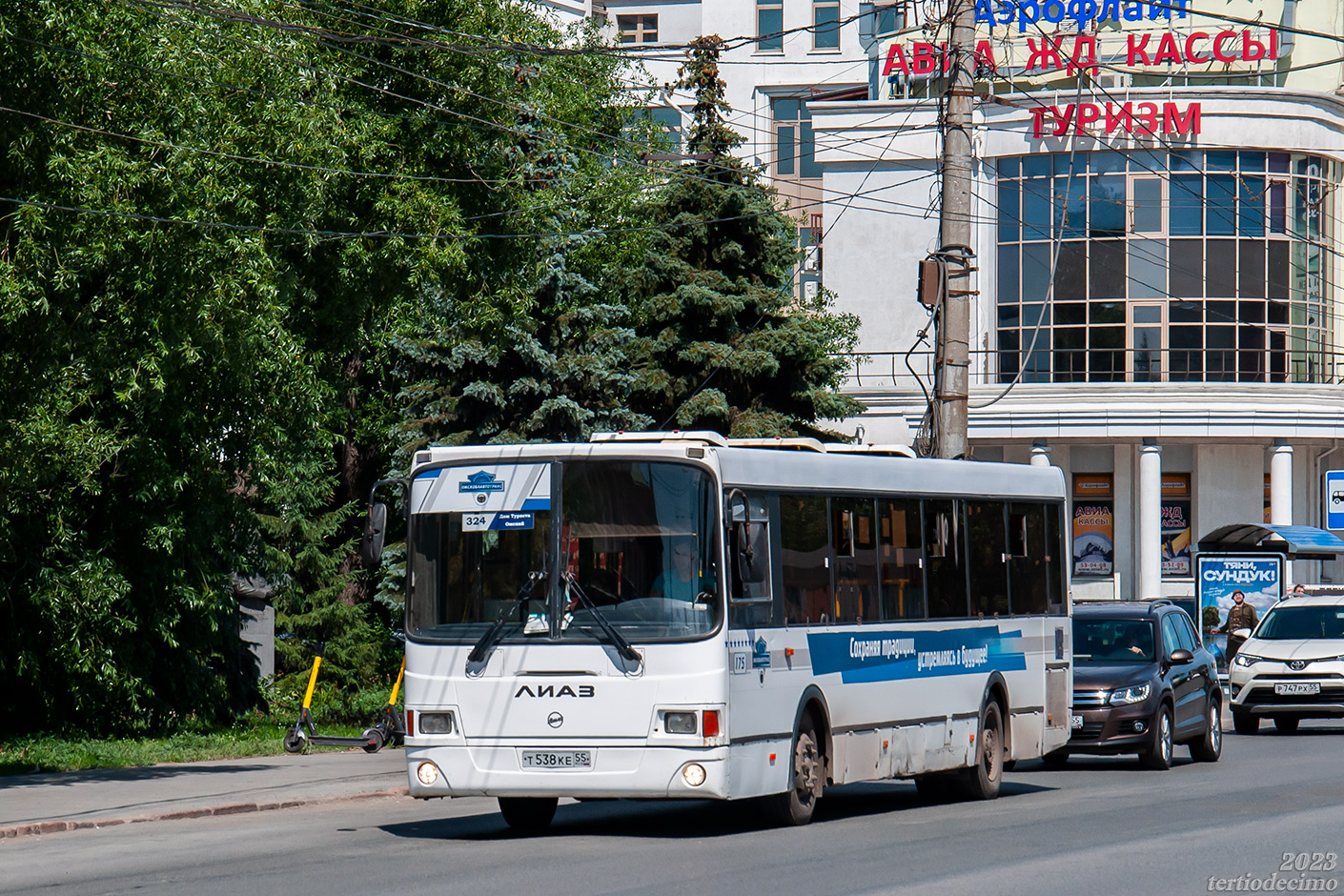 Omsk region, LiAZ-5256.60 Nr. 175