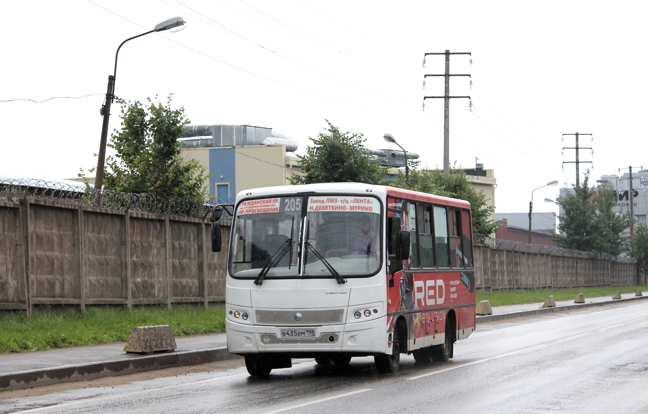 Ленинградская область, ПАЗ-320402-05 "Вектор" № В 435 ВМ 198