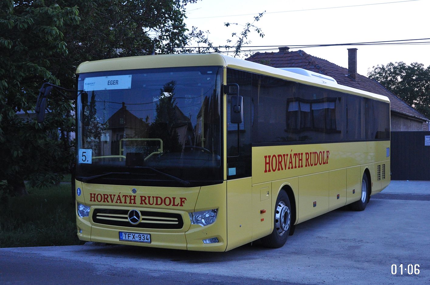 Венгрия, Mercedes-Benz Intouro III № TFX-934