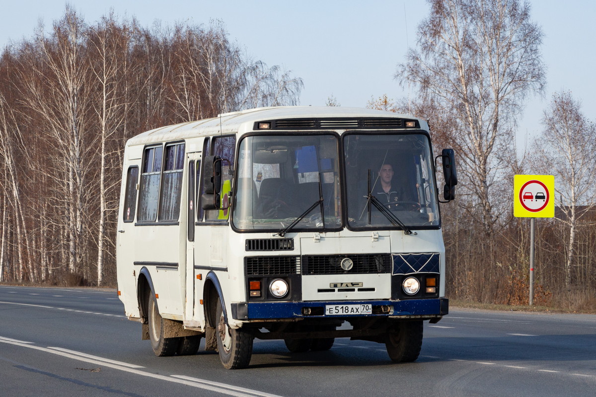 Томская область, ПАЗ-32053 № Е 518 АХ 70