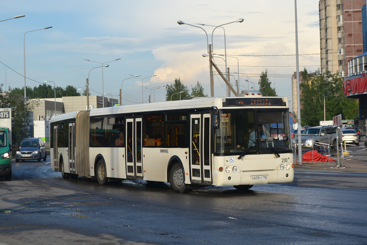 Санкт-Петербург, ЛиАЗ-6213.20 № 2110