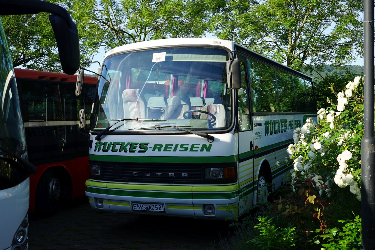 Рейнланд-Пфальц, Setra S210H № EMS-AZ 521