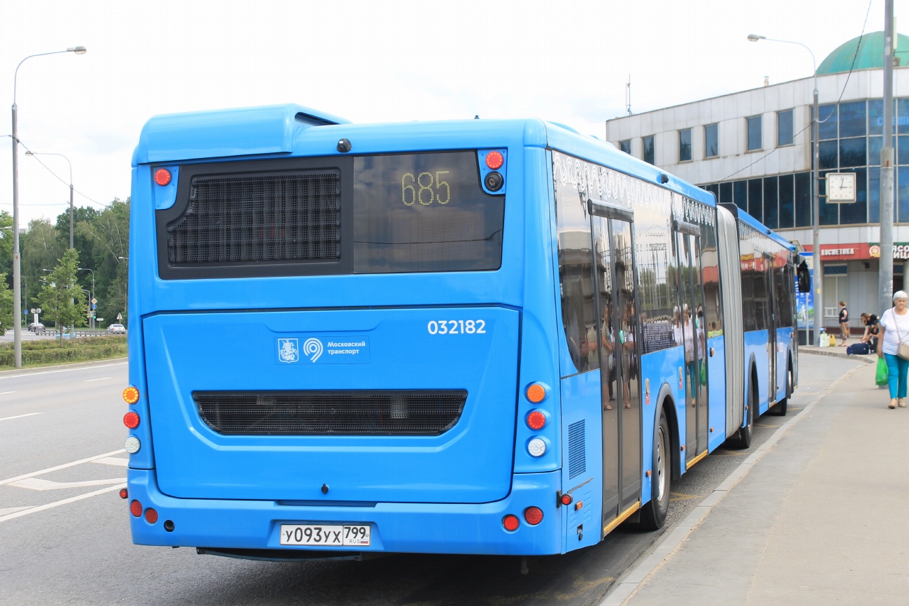 Moskau, LiAZ-6213.65 Nr. 032182