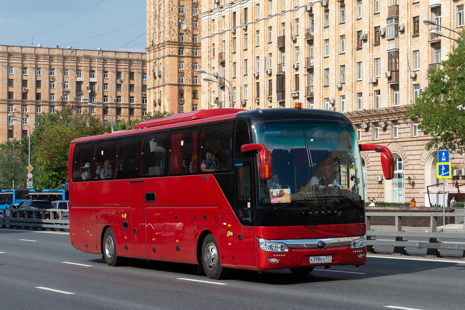 Москва, Yutong ZK6122H9 № К 398 ЕА 977