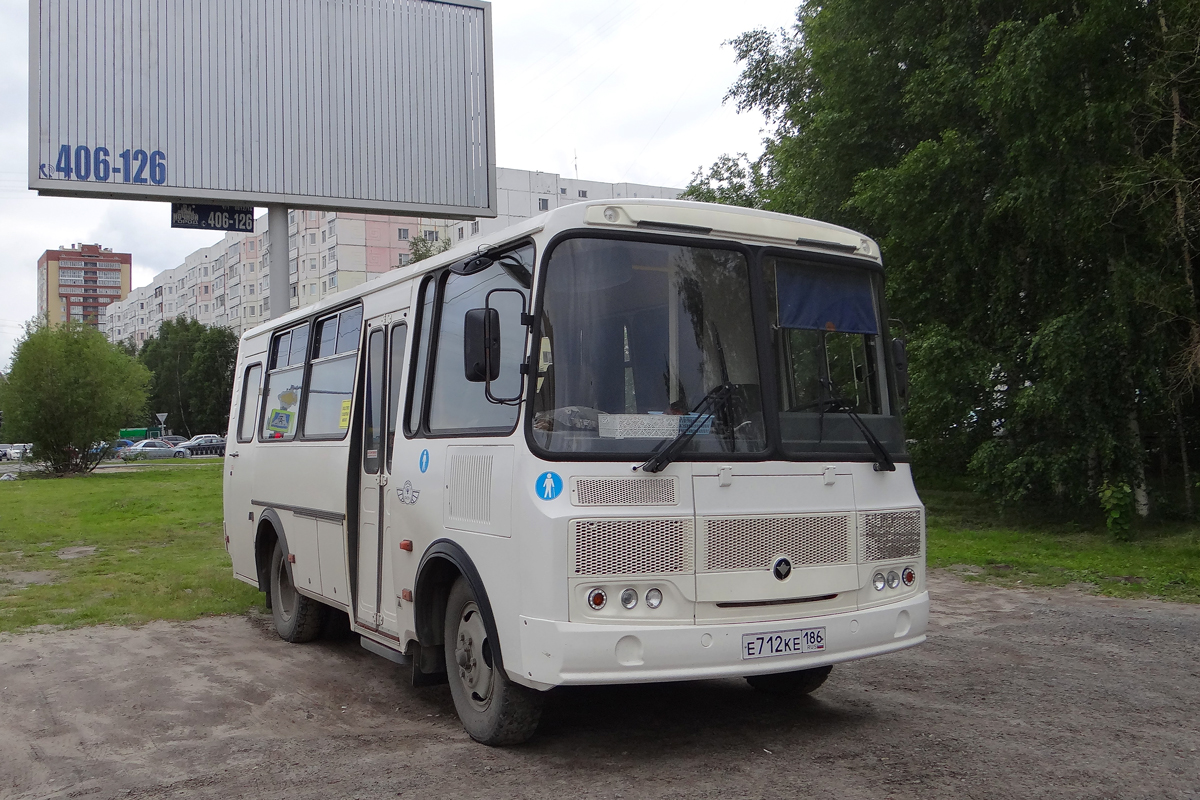 Ханты-Мансийский АО, ПАЗ-320530-02 № Е 712 КЕ 186