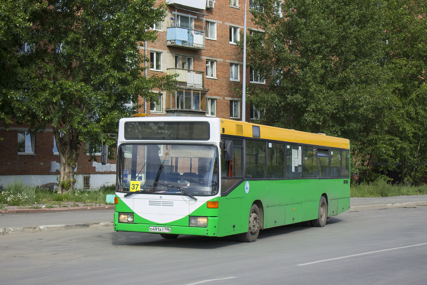 Свердловская область, Mercedes-Benz O405N № О 491 АТ 196